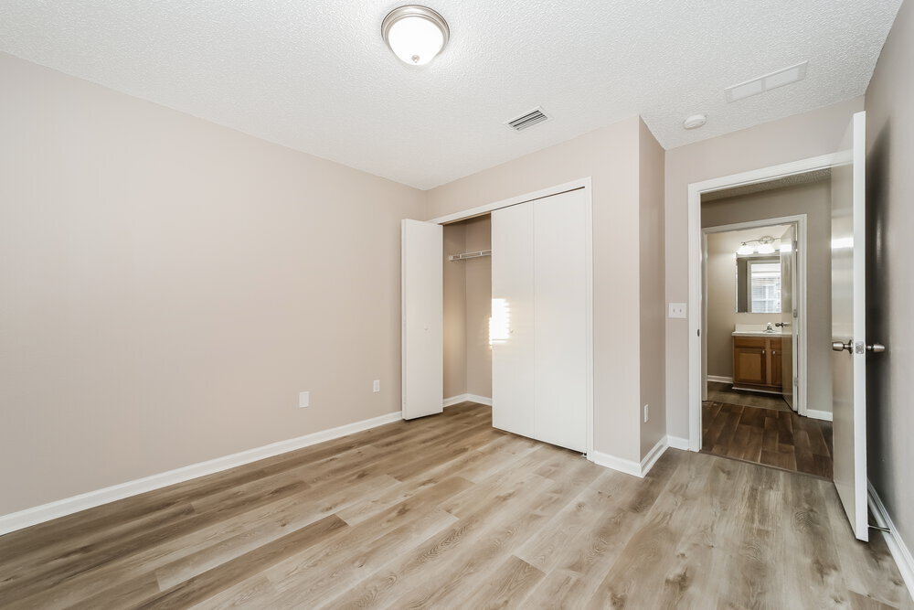 Building Photo - 9792 Chirping Way