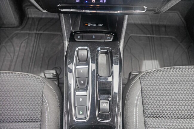 Building Photo - Move-In Ready, 3-Bedroom Fully Furnished Retreat with 3 Bathroom in Keaau Paradise!"