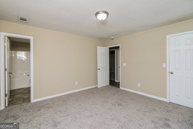 Building Photo - 461 Prometheous Way