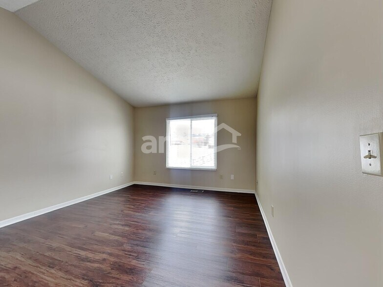 Building Photo - 6947 Autumn Glen Dr