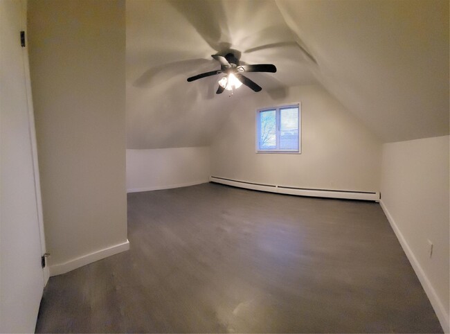 Building Photo - 93 Cherry Ln