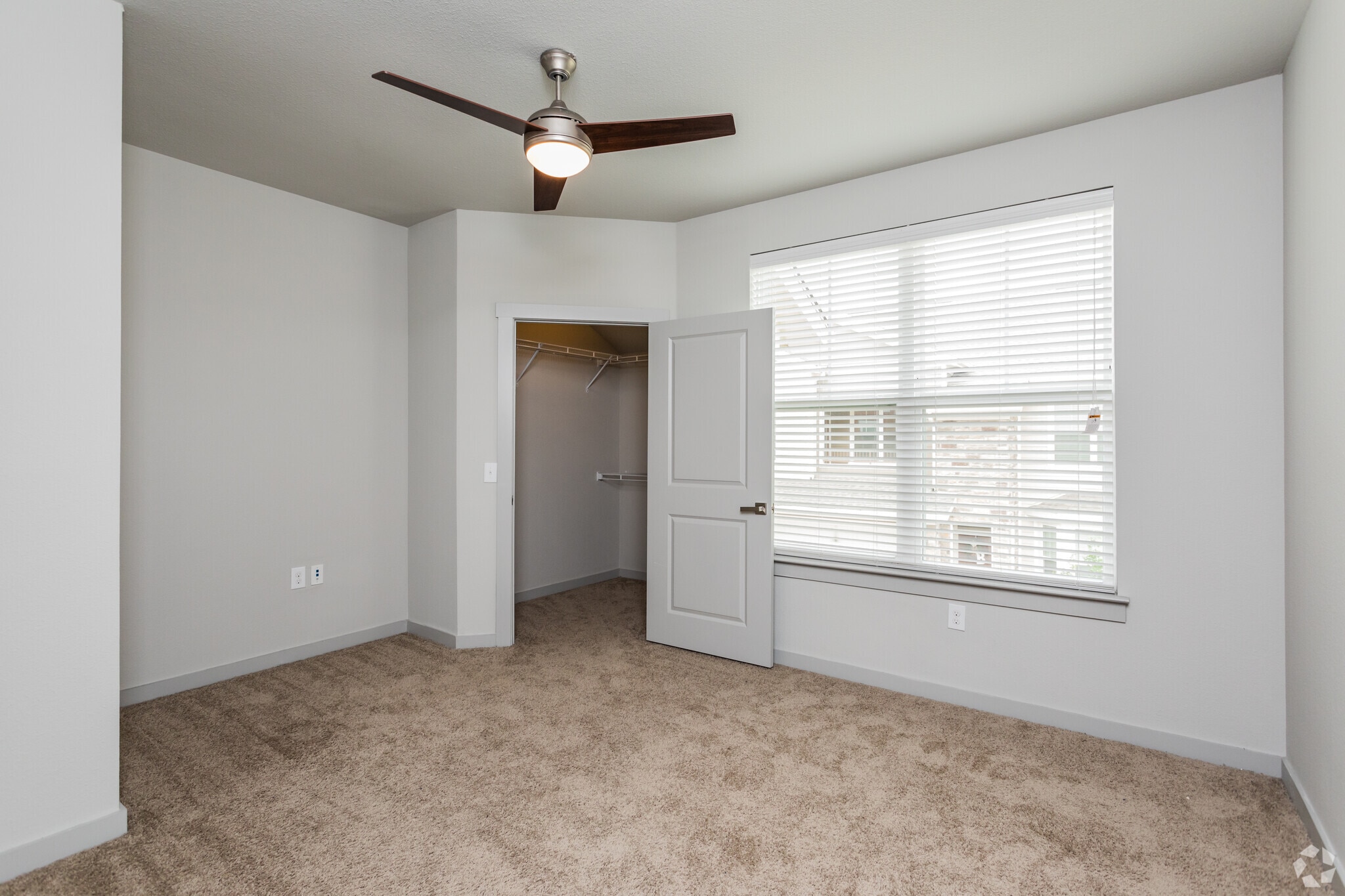 3BR, 2BA - 1477SF Bedroom - Echelon