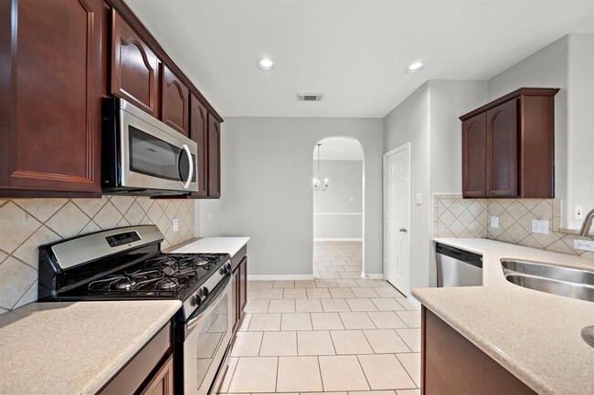 Building Photo - 4016 Candle Cove Ct