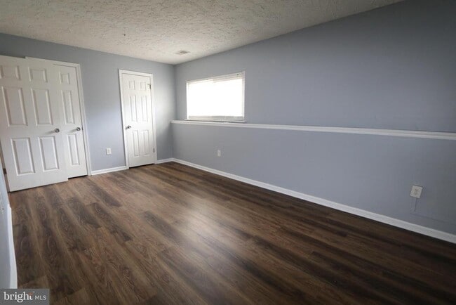 Building Photo - 157 Azalea Ct