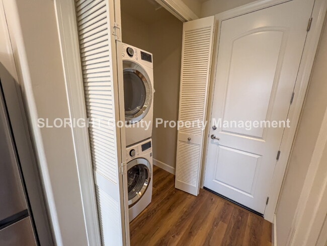 Building Photo - LEASE PENDING- Beautiful Home with Views in Toscano Neighborhood - 3 Bed / 2.5 Bath