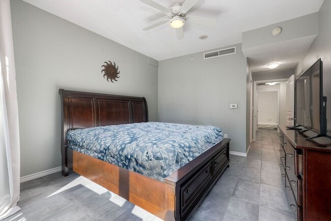 Building Photo - San Diego- Downtown- La Vita – Little Italy Condo- Split Level Style Move-In Special