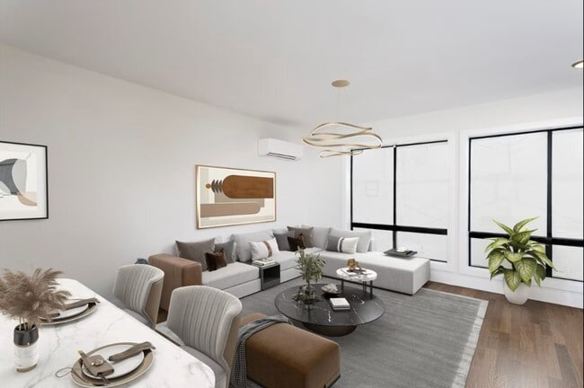 Building Photo - 301 W Franklin St