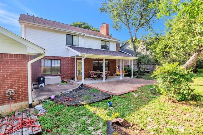 Building Photo - 10903 Chateau Hill