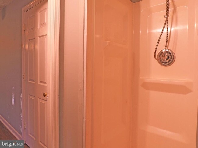 Building Photo - 12500 Sturdee Dr