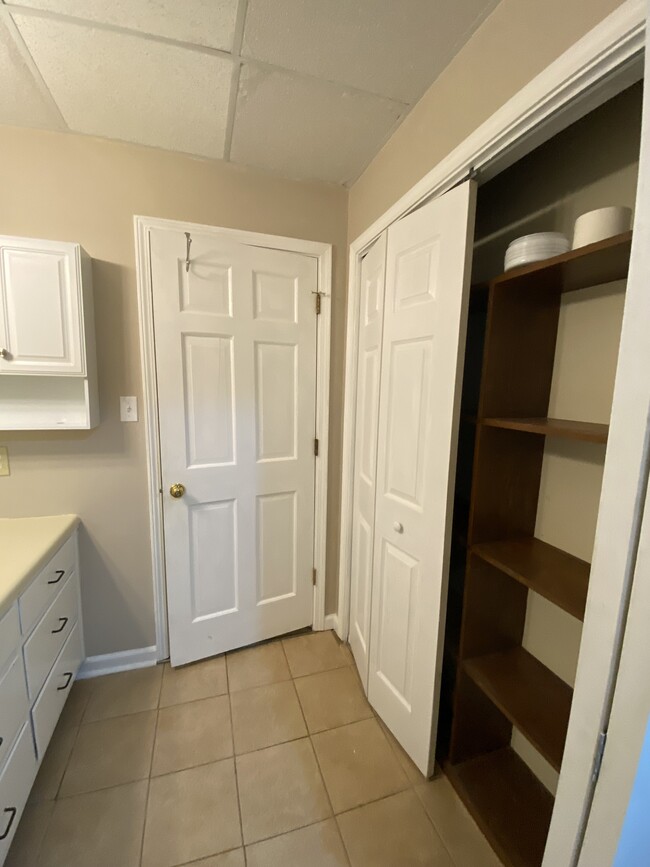 Bathroom with Linen Closet - 3254 S Puckett Rd