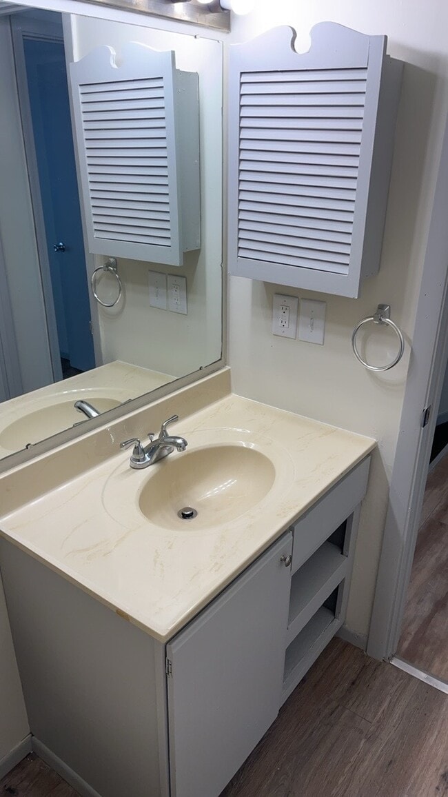 Building Photo - 2753 Brookshire Ln