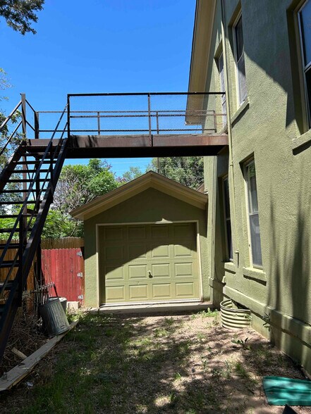 Building Photo - 1423 11th St