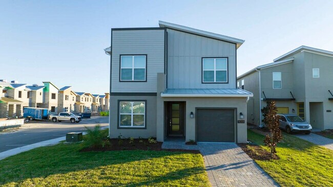 Building Photo - 4319 Scene Ln