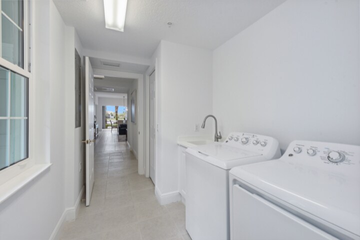 Laundry Room - 9229 Museo Cir