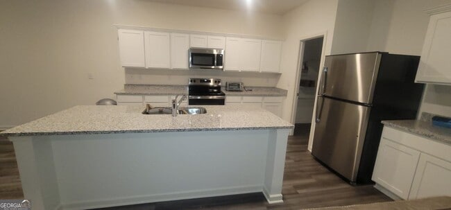 Building Photo - 214 Moreton Wy