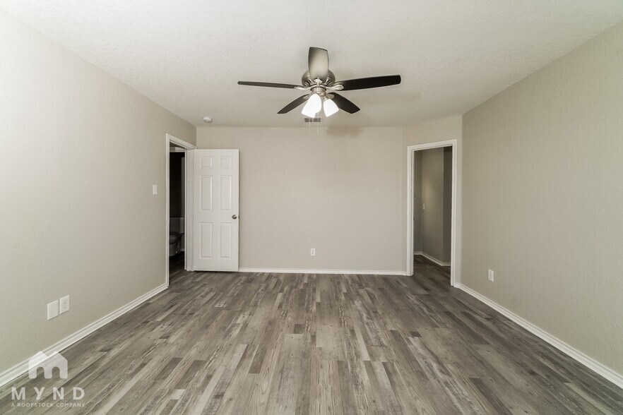 Building Photo - 659 Northlake Dr