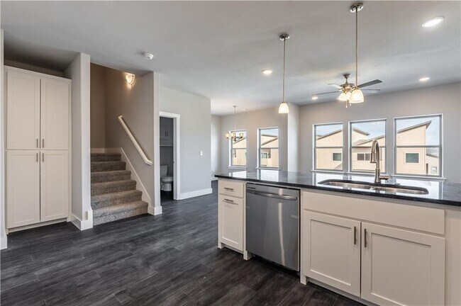 Building Photo - 2179 W Million Ln