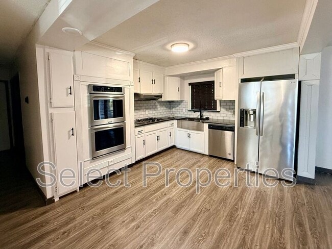 Building Photo - 1605 Dupwe Dr