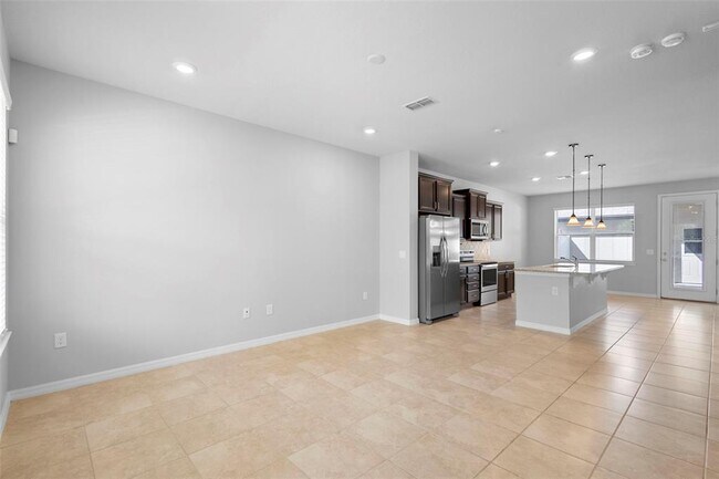 Building Photo - 5030 Caspian St