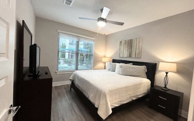 Building Photo - 1160 Johnson Ferry Rd NE