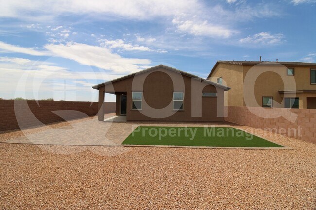 Building Photo - 8199 S Soltero Mine Dr