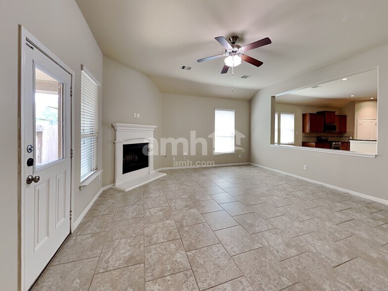 Building Photo - 7446 Durango Creek Dr