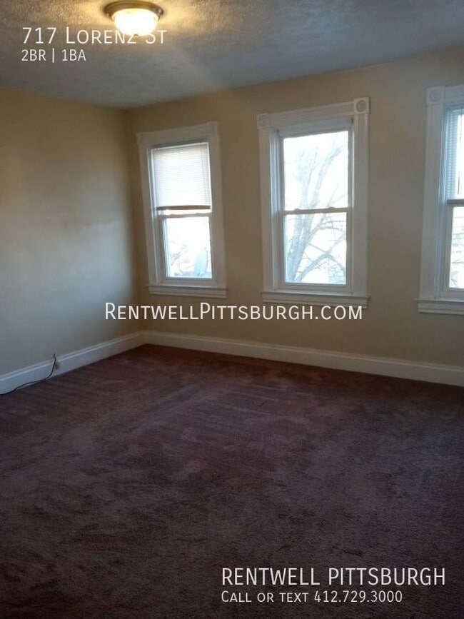 Building Photo - 717 Lorenz Ave