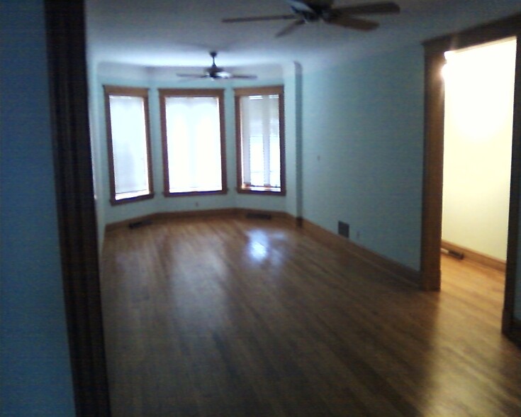 Primary Photo - 640 W 35th St
