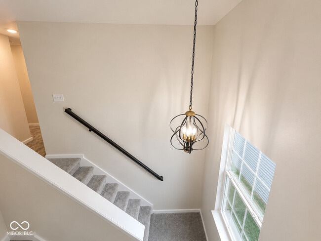 Building Photo - 5872 Wintersweet Ln