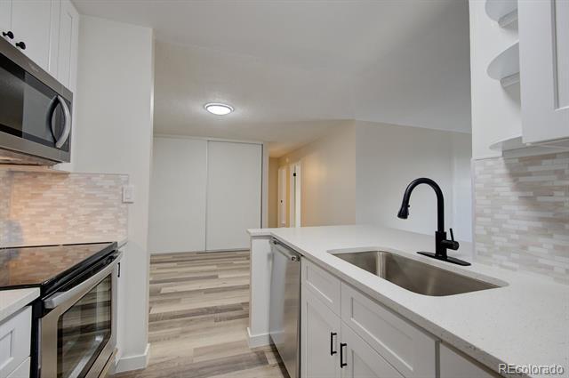 Building Photo - 2231 S Vaughn Way