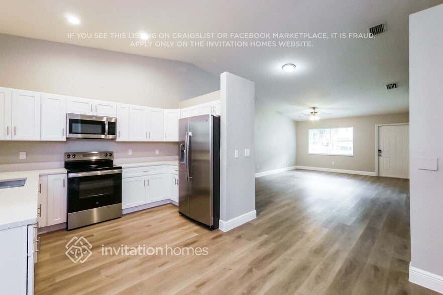 Building Photo - 10203 NW 36th St