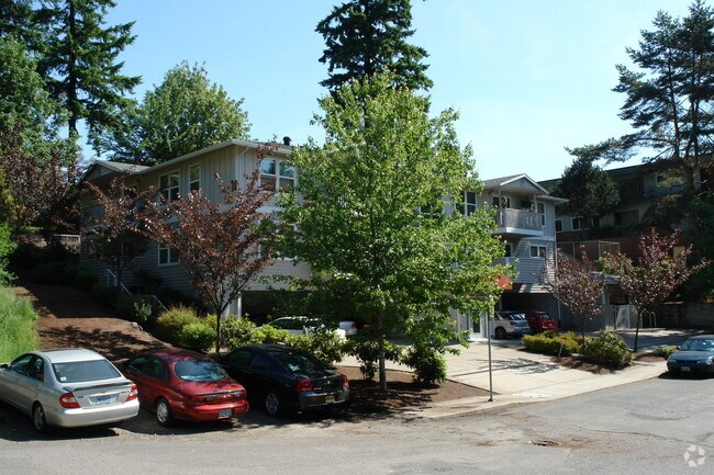 Building Photo - Marquam Trail Apartments