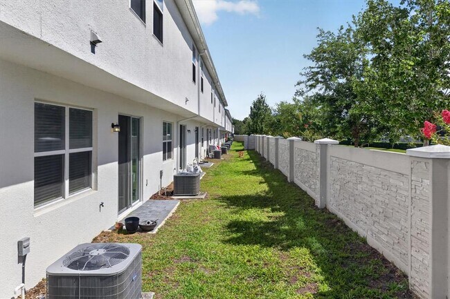 Building Photo - 1363 Captiva Cv