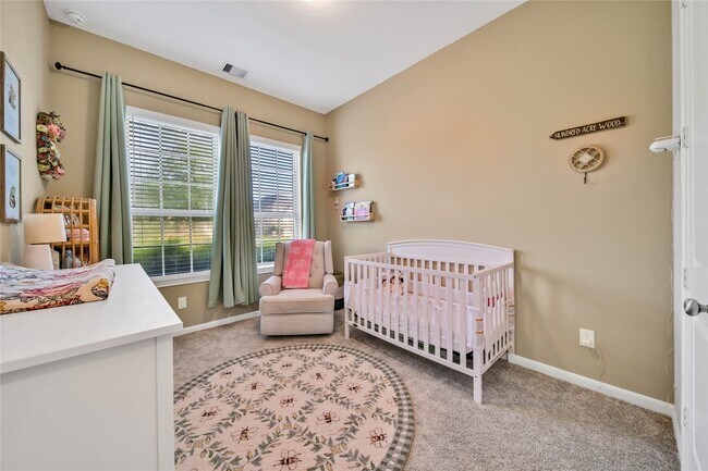 Building Photo - 120 Buckeye Dr