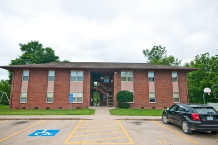 Primary Photo - The Summit