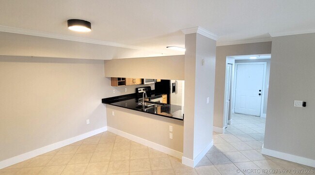 Building Photo - 6418 Emerald Dunes Dr