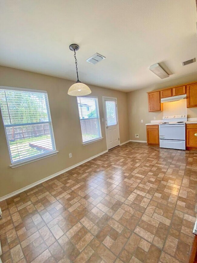 Building Photo - Lovely home in Wildhorse Vista Neighborhood