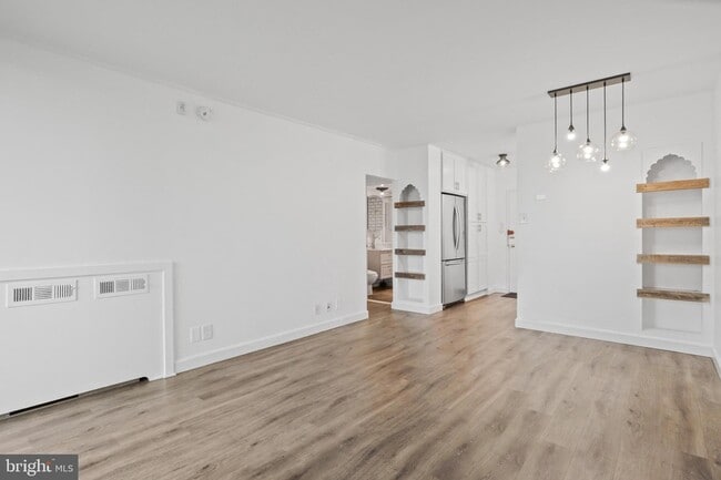 Building Photo - 1250 4th St SW