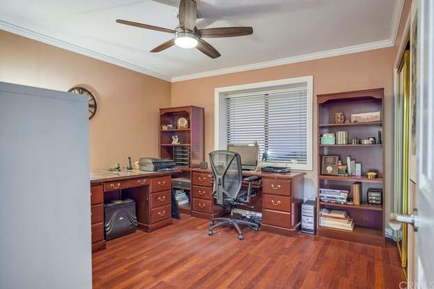 Building Photo - 7380 Live Oak Dr