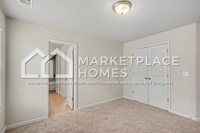 Building Photo - 229 W L Miller Dr