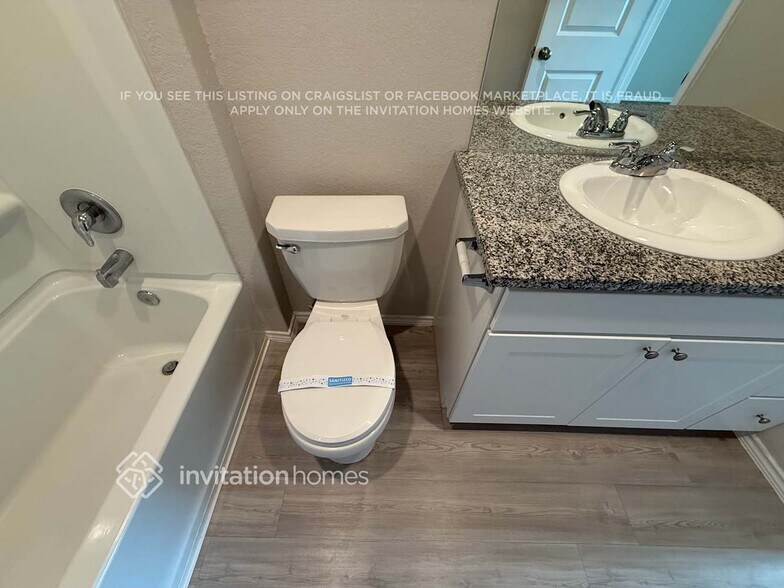 Building Photo - 4706 Republic View