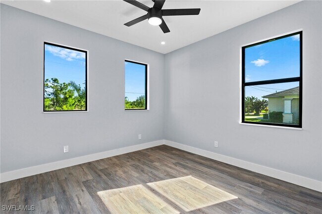 Building Photo - 3928 NW 46th Ln