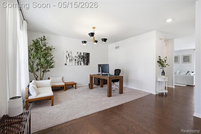 Building Photo - 241 Quartz Wy