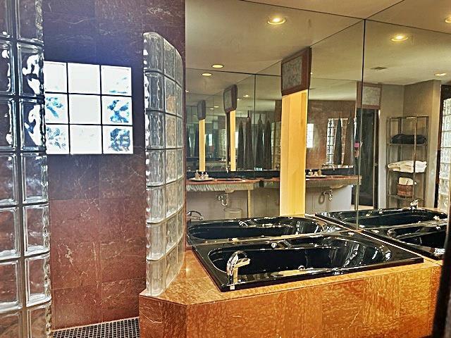 Building Photo - 1710 Dorchester Dr