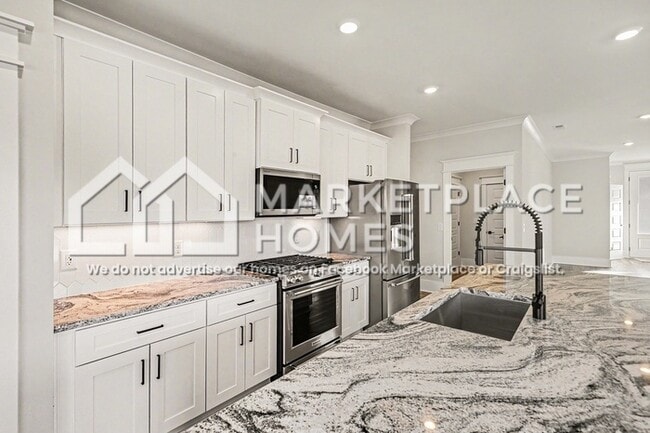 Building Photo - 517 Kingwood Ln