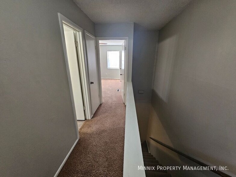 Building Photo - 1704 Yonkers-B