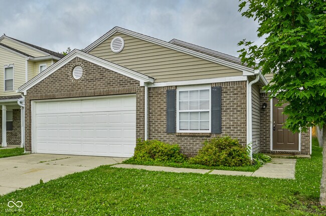 Building Photo - 1804 Feather Reed Ln
