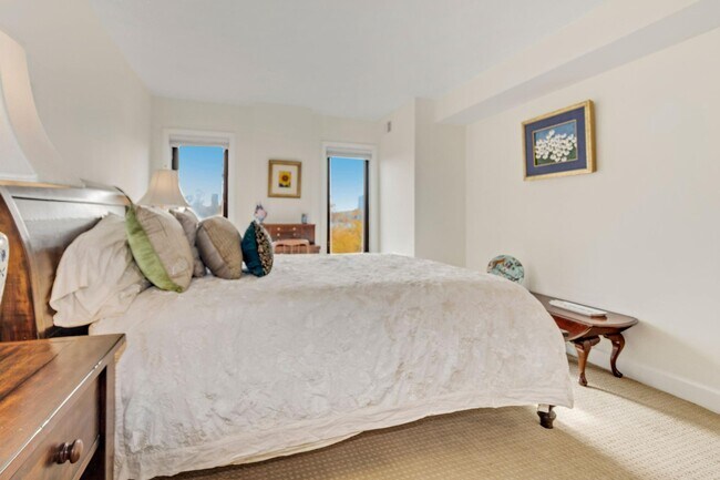 Building Photo - 1080 Wisconsin Ave NW