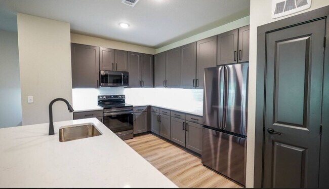 Building Photo - 2953-Fm2920 Farm to Market 2920