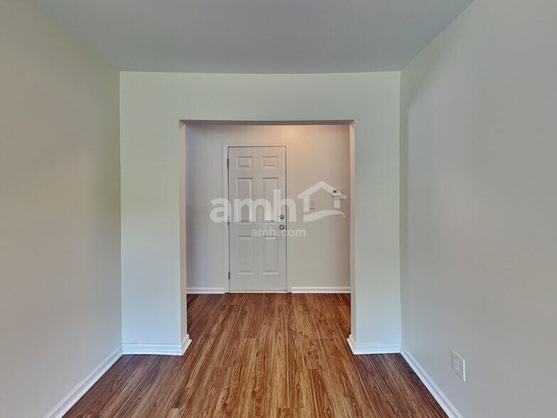 Building Photo - 7628 Nicolette Ct